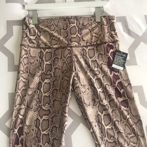 Onzie High Rise Yoga Pants Viper print